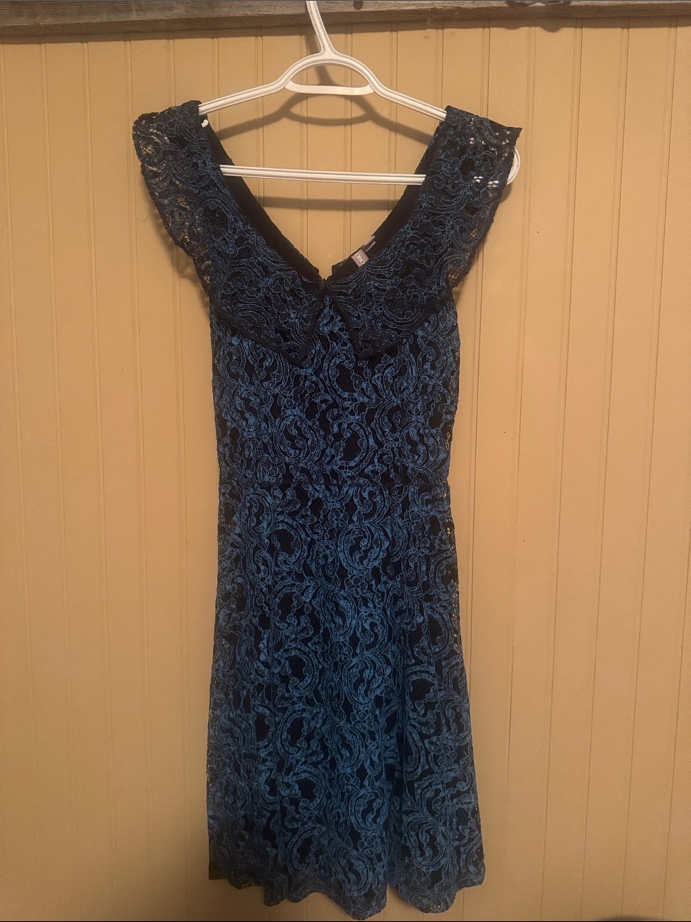 ASOS Blue and Black Lace V-Neck Midi Skater Dress Like New Condition